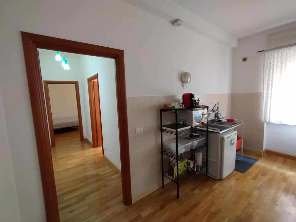 Apartamento Centro E Porto Livorno Exterior foto
