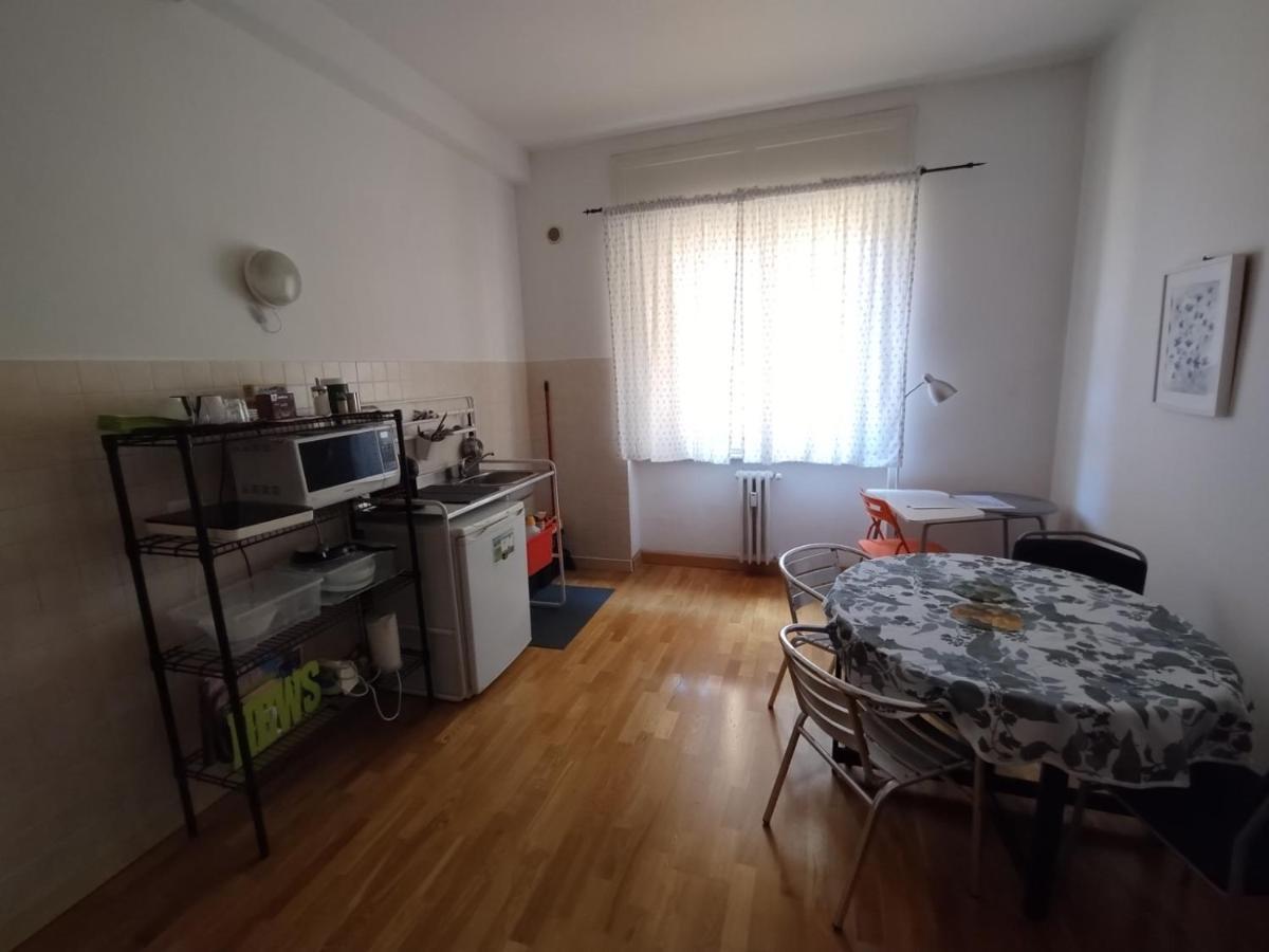 Apartamento Centro E Porto Livorno Exterior foto